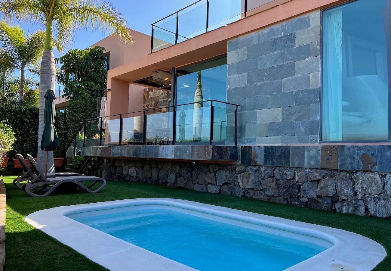 Villa in Maspalomas - Villa with private pool Salobre Villas XIII