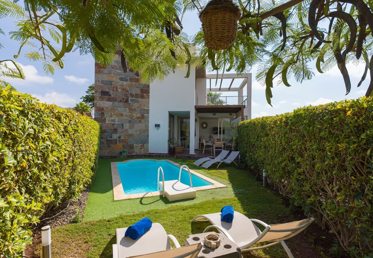 Villa in Maspalomas - Villa with private pool Salobre Villas Golfers I 