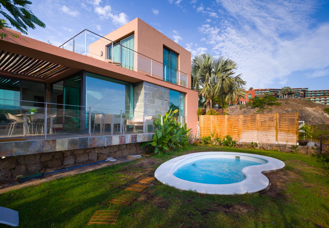 Villa in Maspalomas - Villa with private pool Salobre Villas Lagos XI