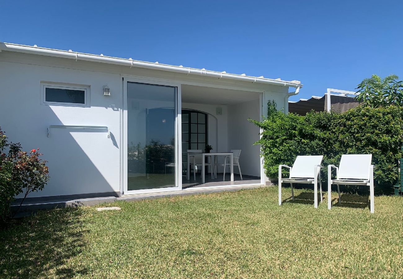 Bungalow in Maspalomas - Bungalow with private garden Sonnenland Suites I 